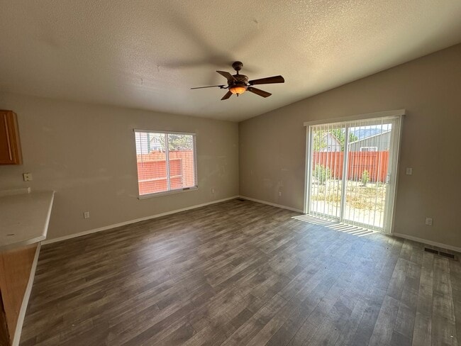 Building Photo - 17878 Empire Ct