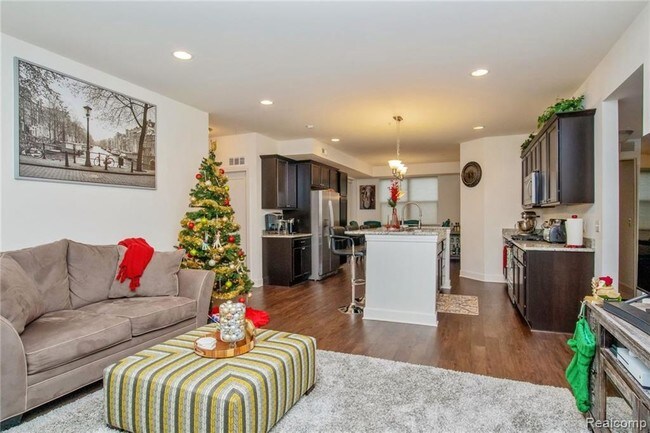 Building Photo - 1220 Diamond Court