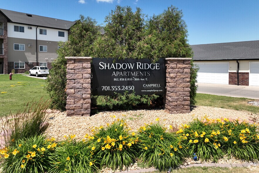 Shadow Ridge Apartments 862 36th Ave E West Fargo ND 58078
