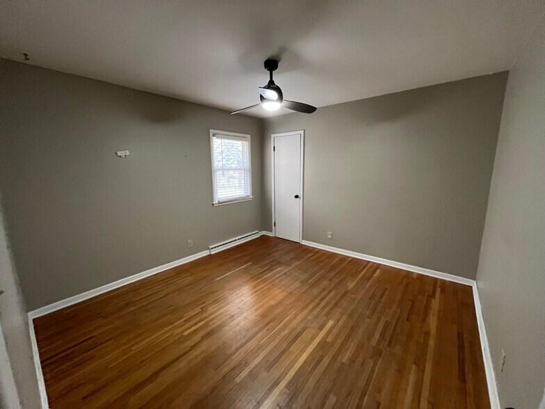 Building Photo - 601 Levee Blvd