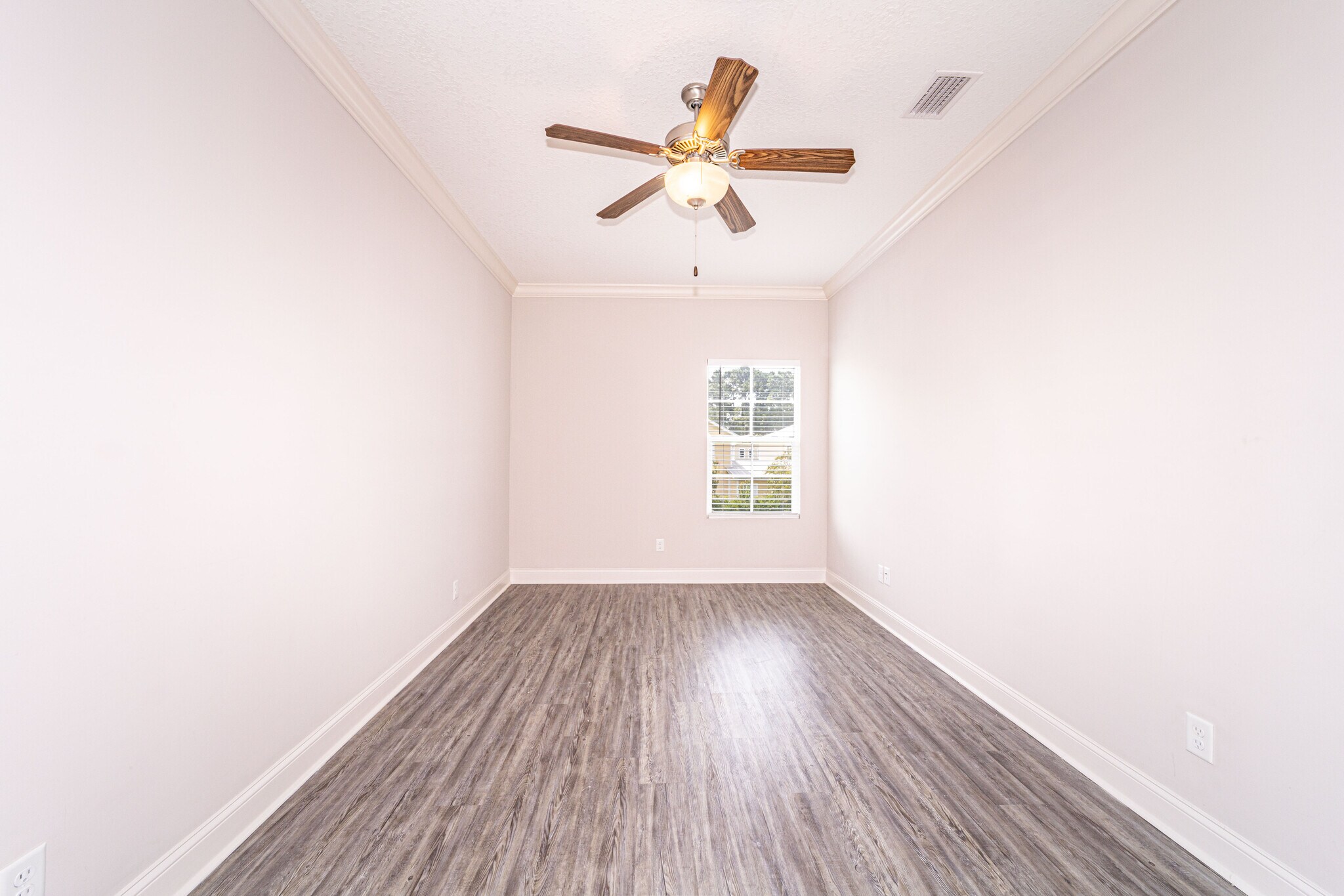 Building Photo - 155 Promenade Pl