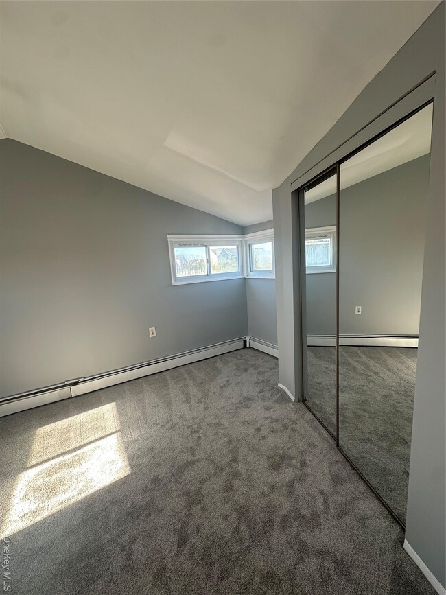 Building Photo - 32 Mc Kinley Ave