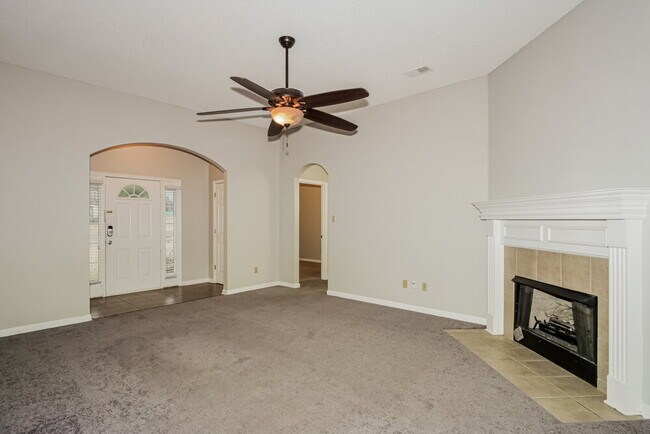 Building Photo - 11059 Bonnie Creek Cove