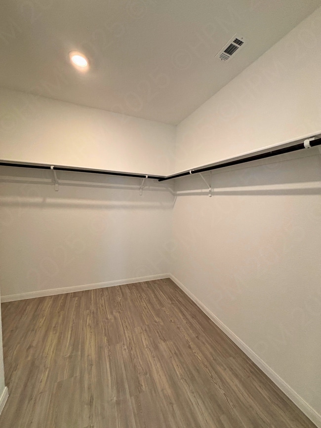 Building Photo - 14405 Penny Run