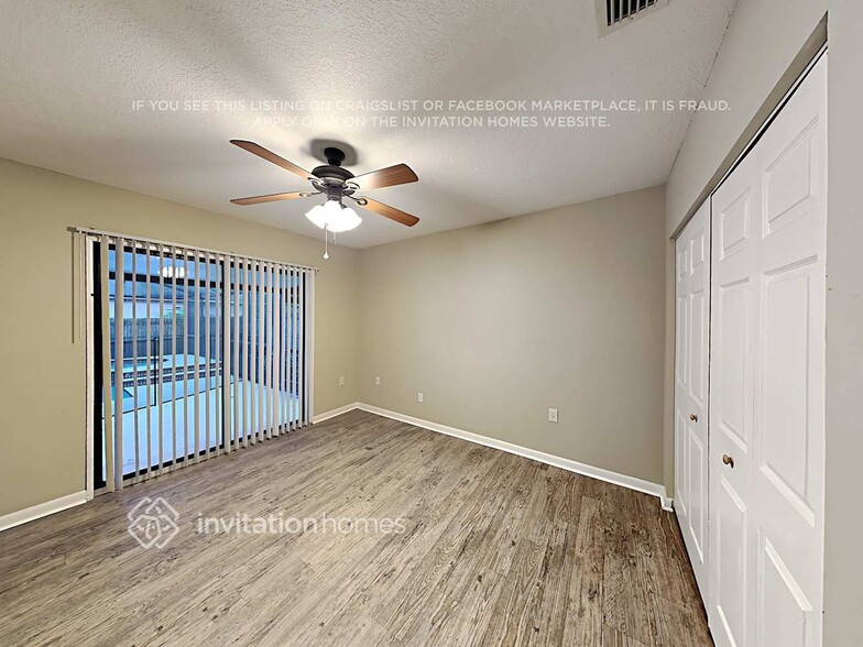 Building Photo - 907 Lakemont Dr
