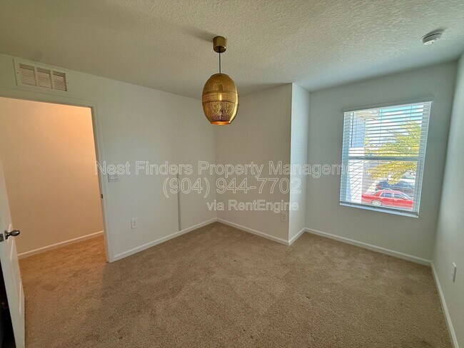 Building Photo - 56 Sage Br St