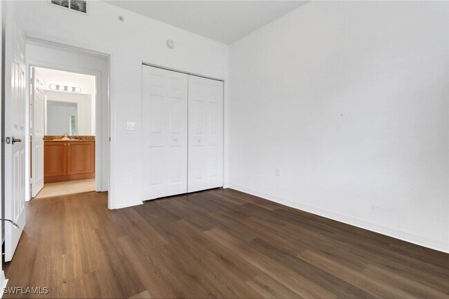 Building Photo - 20201 Estero Gardens Cir