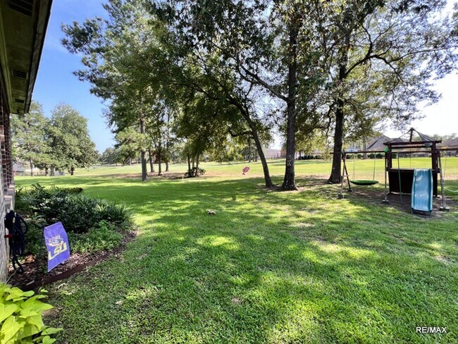 Building Photo - 10945 Angelles Cove