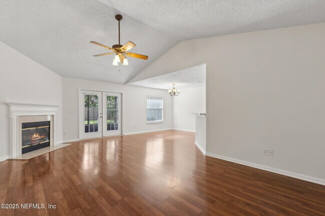 Building Photo - 616 Fallen Timbers Dr