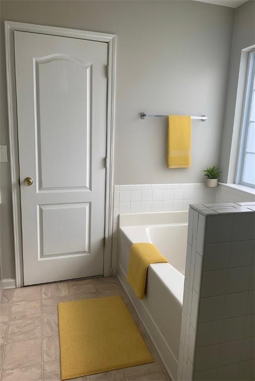 Building Photo - 219 Fox Creek Blvd