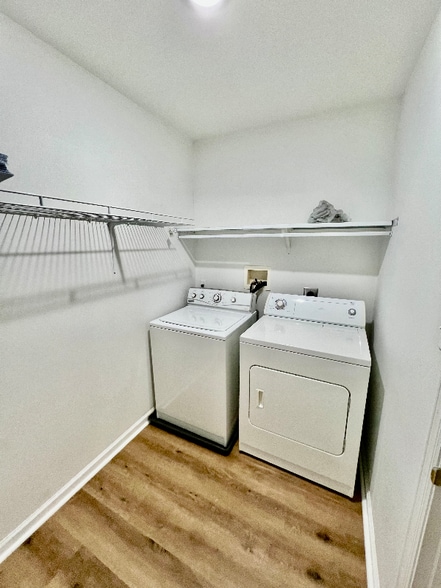 Building Photo - 24 Pennridge Ave