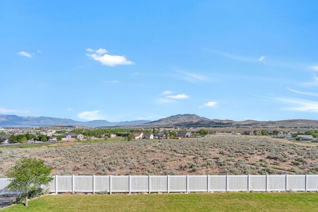 Building Photo - 2872 N Sorrel Dr