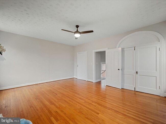 Building Photo - 325 N Braddock St