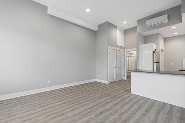 Building Photo - 47 Beekman Ave