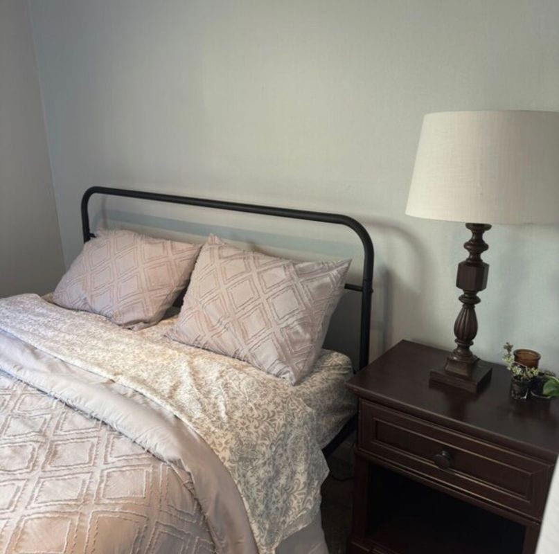 Building Photo - 418 Hoge St