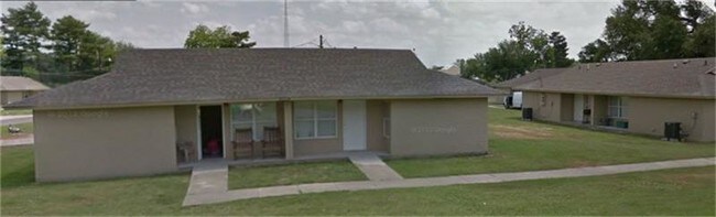 Building Photo - 5952 Street B St