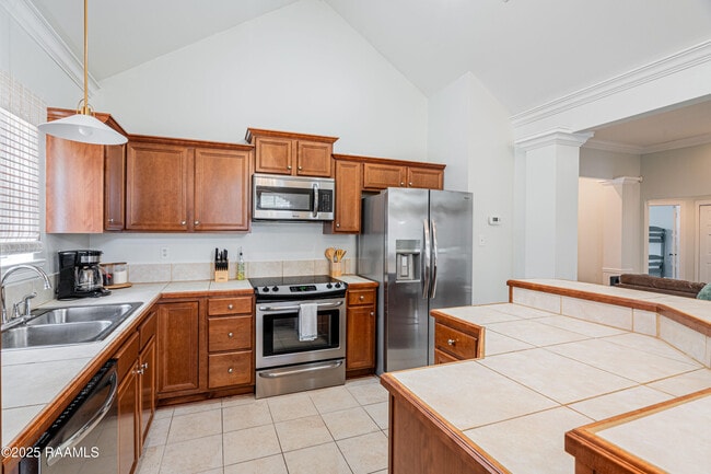 Building Photo - 130 Windermere Cir