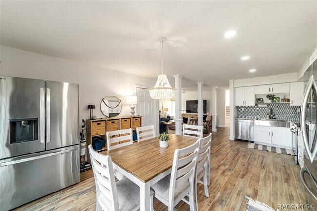 Building Photo - 11517 W Sandpiper Ct
