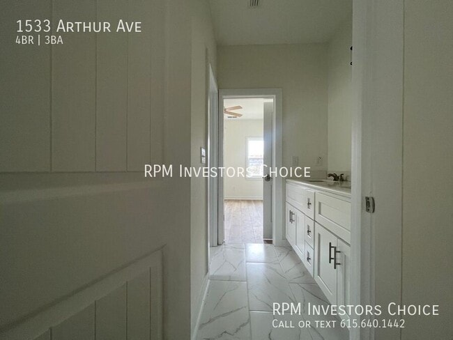 Building Photo - 1533 Arthur Ave