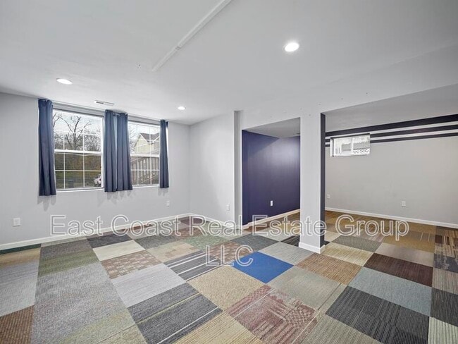 Building Photo - 238 Merrbaugh Dr