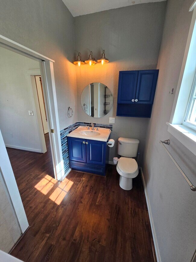 Building Photo - 4124 Avenue M 1/2