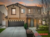 Building Photo - Beautiful 4 Bedroom Located in HOA!