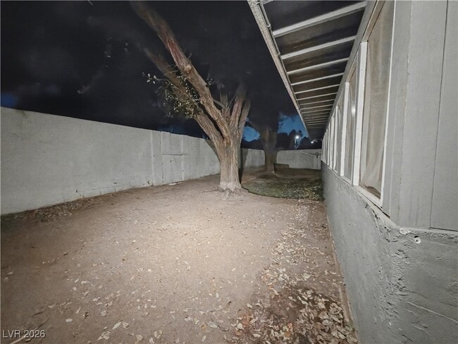 Building Photo - 4585 Casa Mia Cir