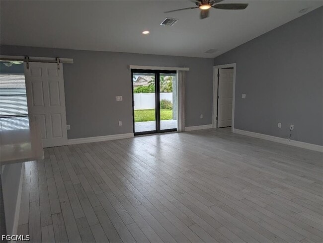 Building Photo - 12866 Iona Rd