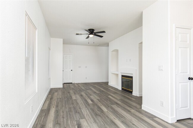 Building Photo - 3790 Crest Horn Dr