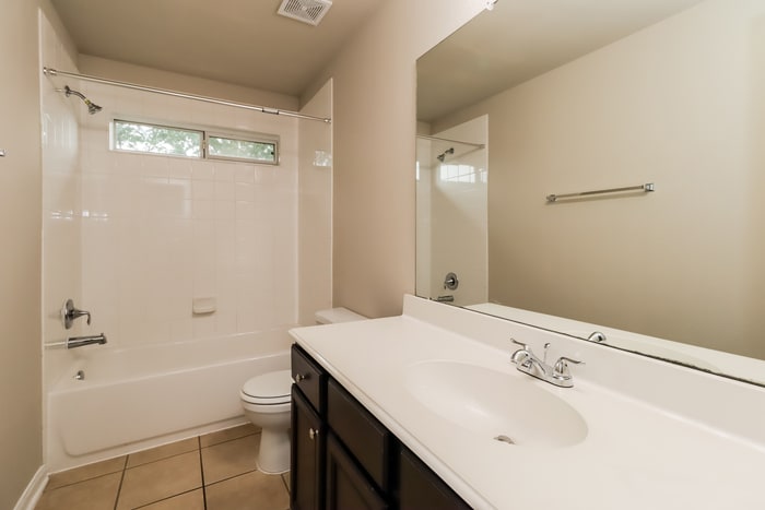 Building Photo - 16615 N Quadrant Ct