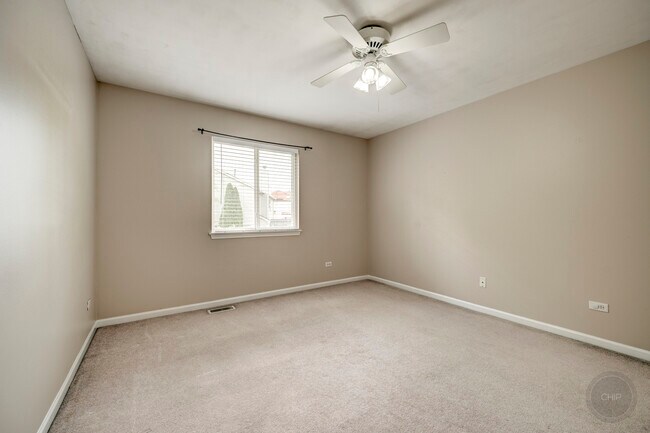 Building Photo - 2631 Flagstone Cir