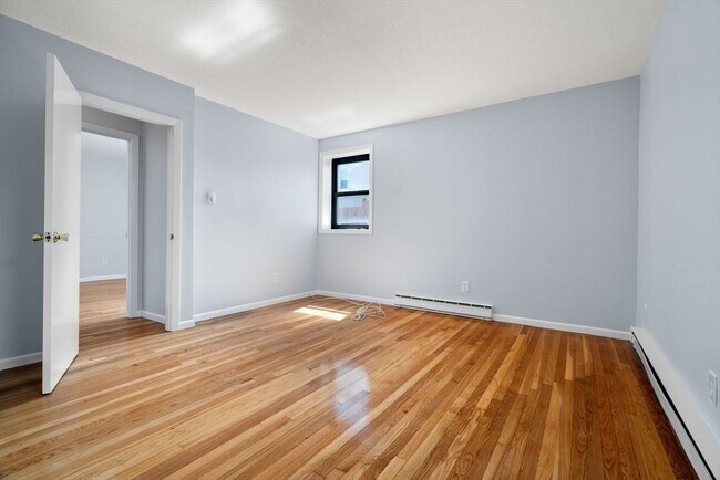 Building Photo - 22 Branchfield St