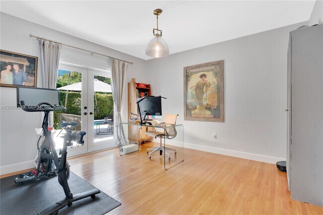 Building Photo - 1524 Siena Ave