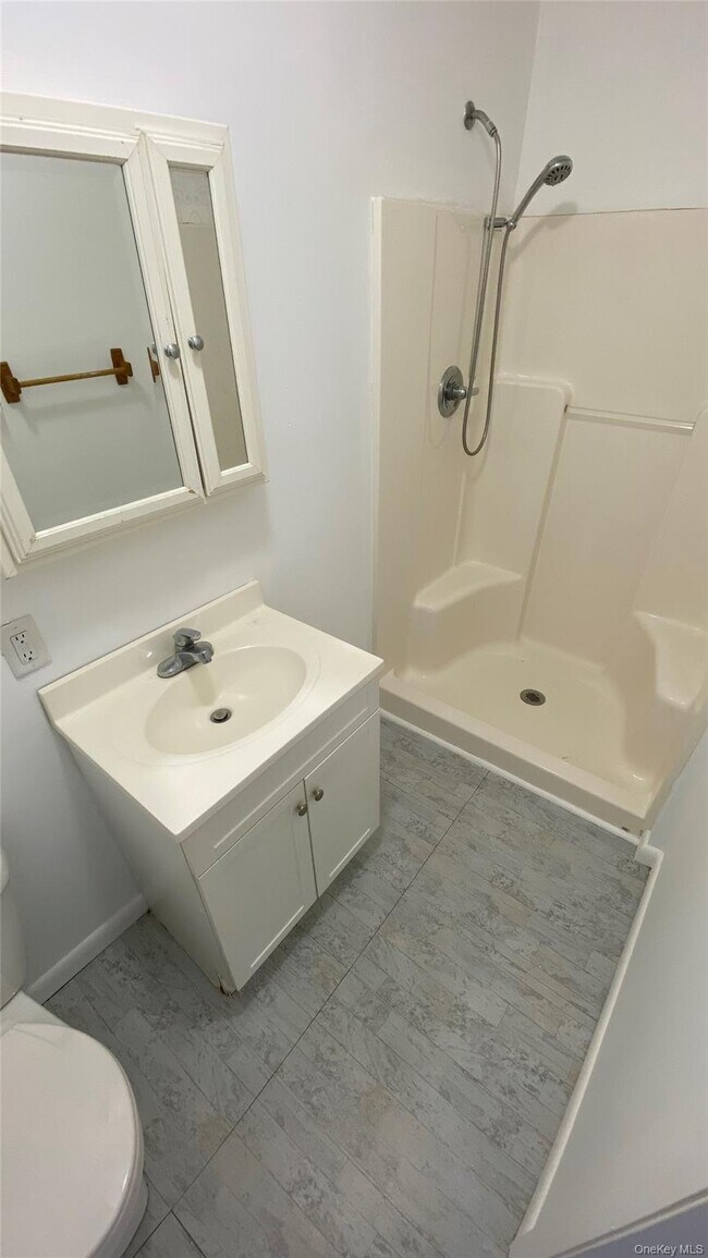 Building Photo - 102 Sullivan St