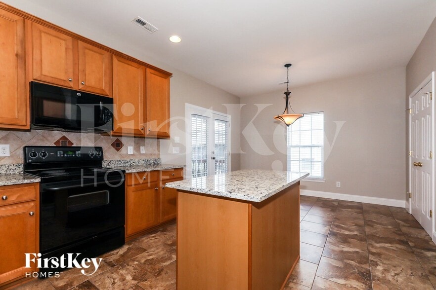 Building Photo - 2109 Broad Plum Ln