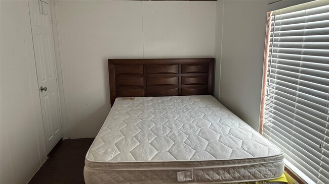 Building Photo - 23430 Bauer Hockley Rd