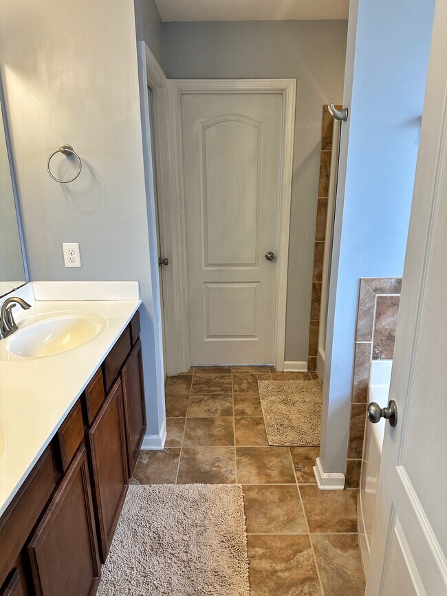 Building Photo - 144 Prelude Dr