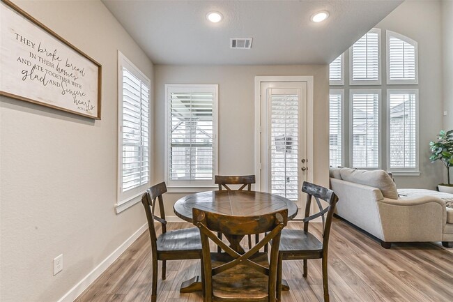 Building Photo - 18407 Kilbowie Pl