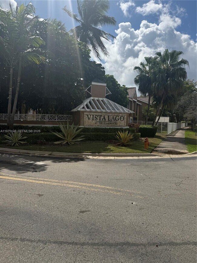 Building Photo - 15680 SW 106th Ln