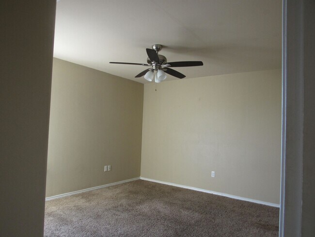 Building Photo - 6106 Eusebio Dr