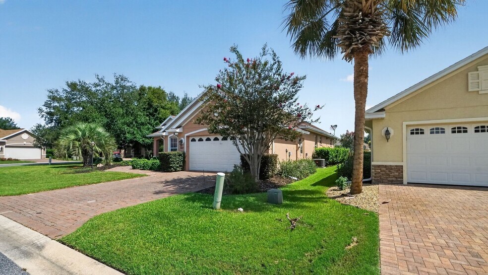 Building Photo - 8525 SW 86th Terrace