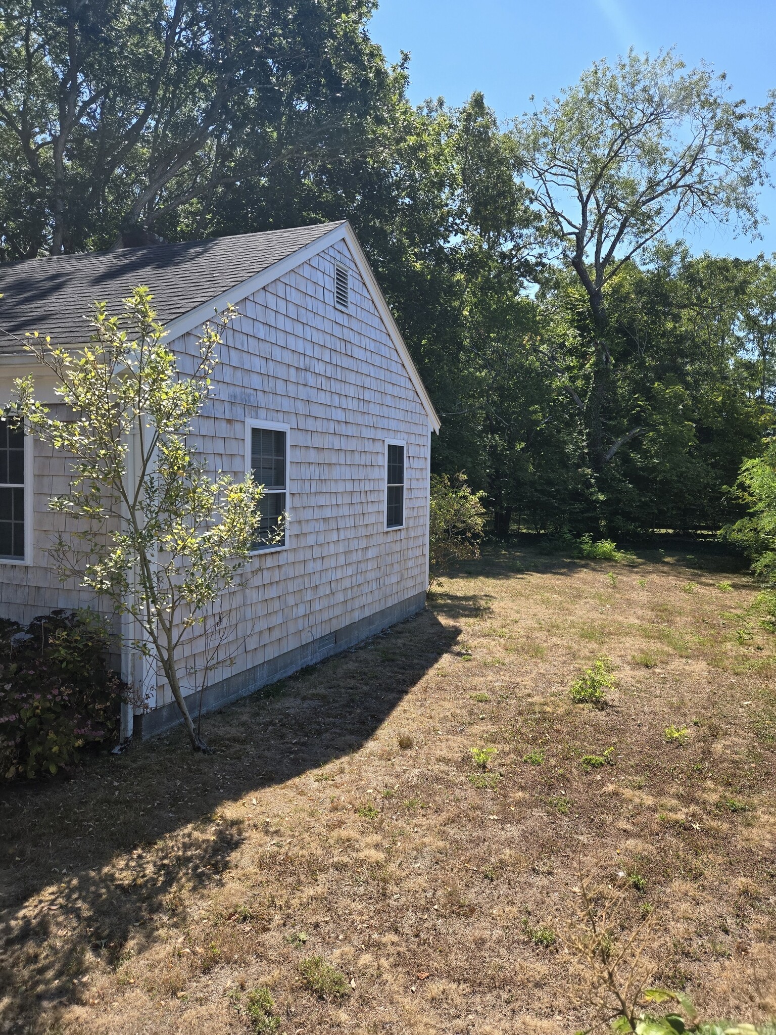 Building Photo - 13 Winslow Rd Rear