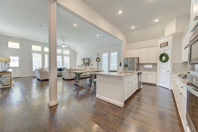 Building Photo - 29323 Sagewood Arbor Ln