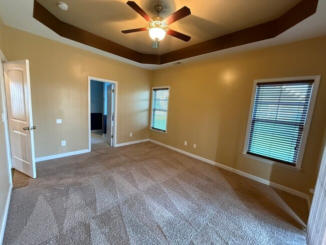 Building Photo - 513 New Hanover Trl
