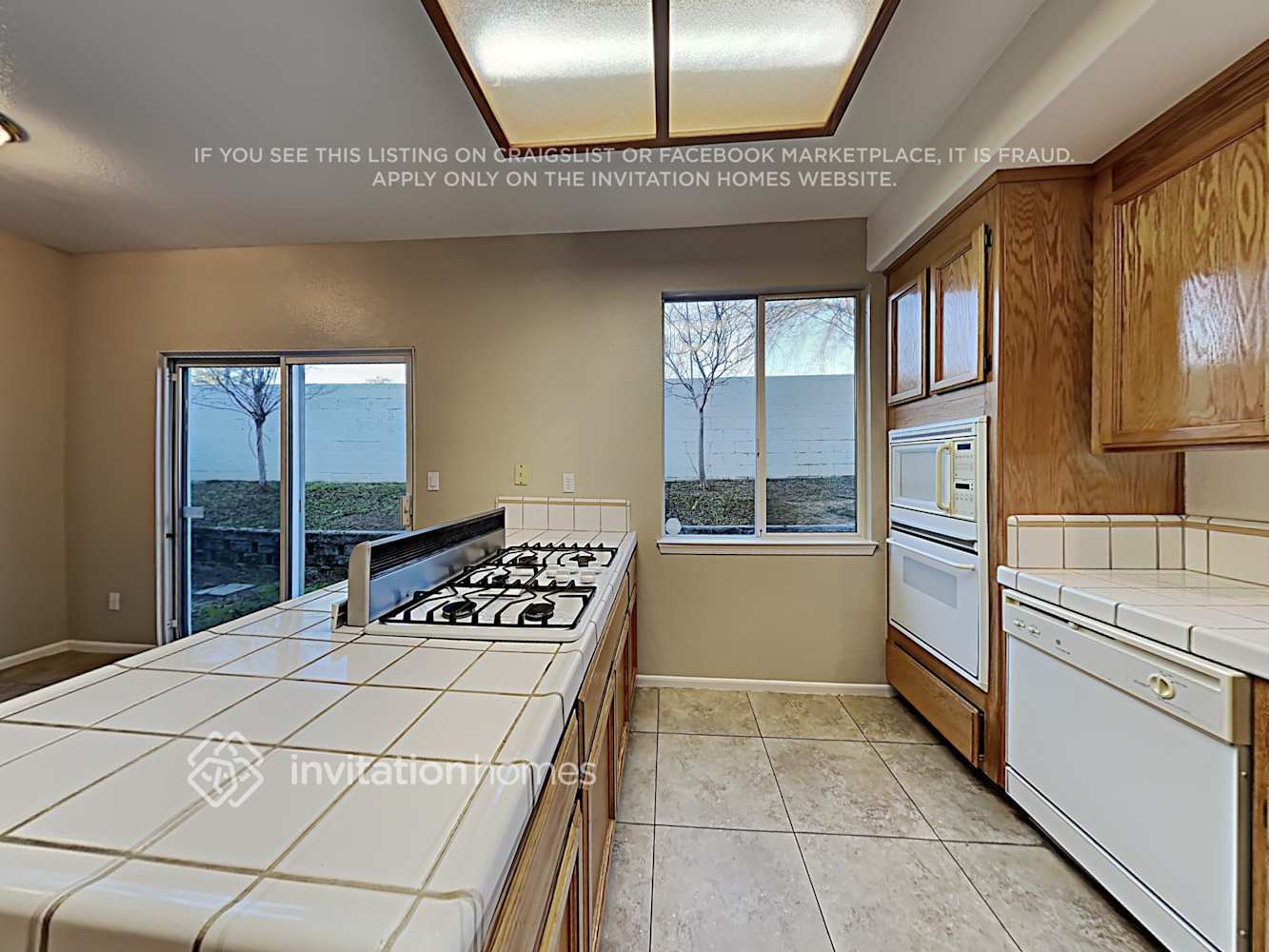 Building Photo - 2245 Fallwater Ln
