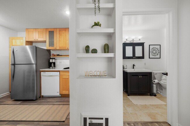 Building Photo - 6370 Rancho Mission Rd