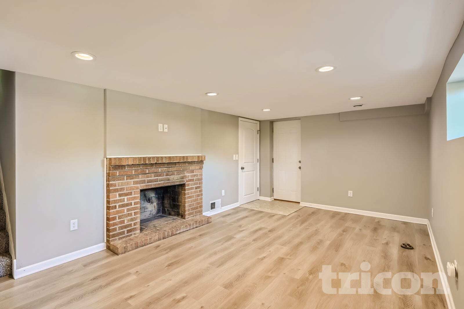 Building Photo - 5728 Xerxes Ave S