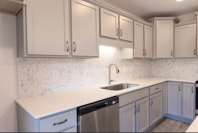 Building Photo - 484 Ayden Ln