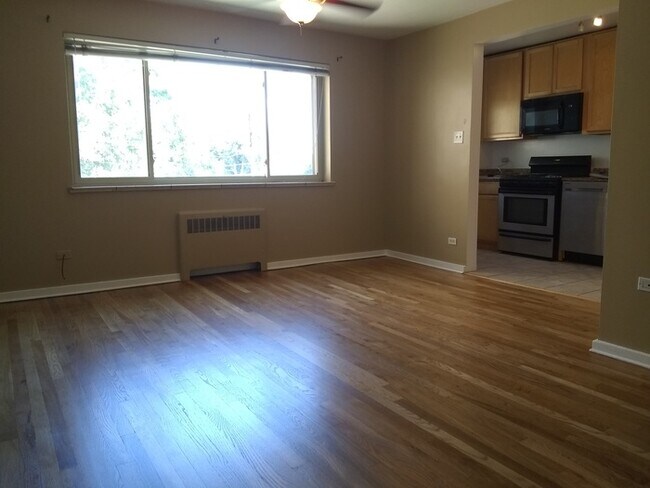 Building Photo - Gorgeous Apartment in Denver!
