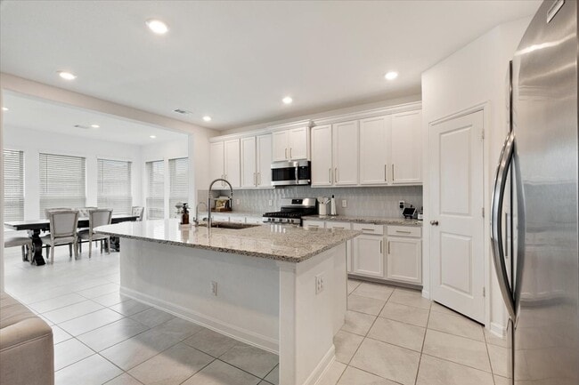 Building Photo - 4912 Overland Hollow Dr